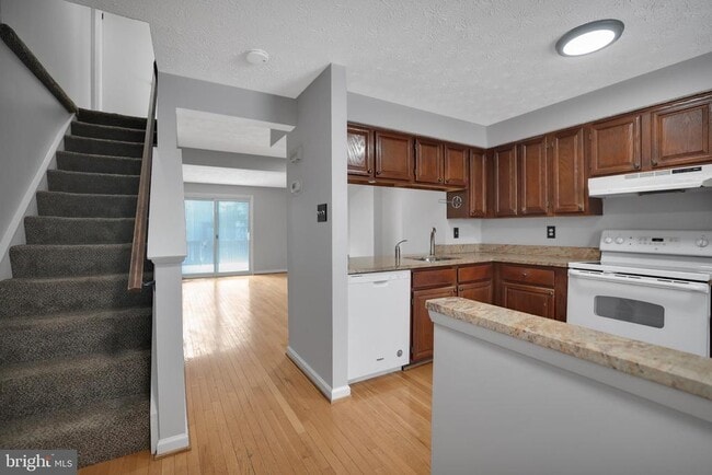 Building Photo - 1645 10th St S