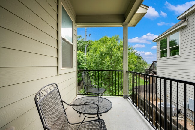 Building Photo - 17339 Moscato
