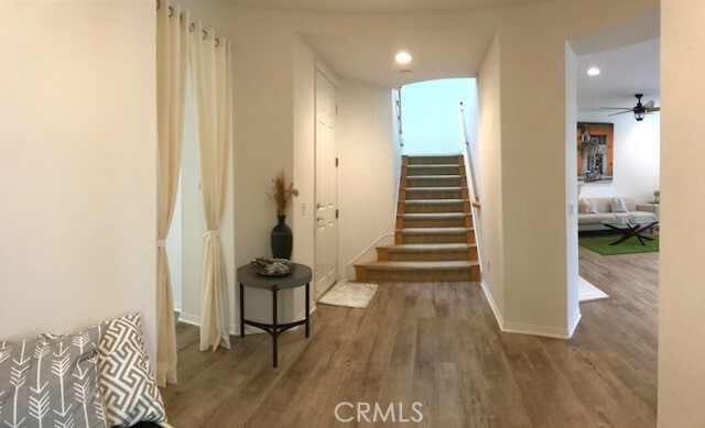 Building Photo - 2889 Plaza del Amo