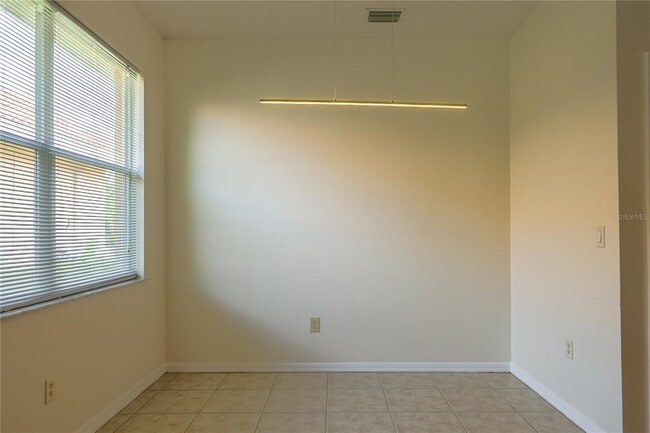 Building Photo - 18014 Java Isle Dr