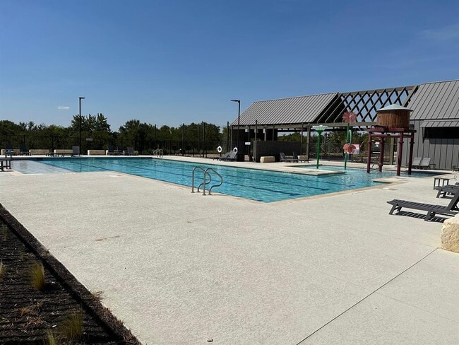 Building Photo - 13711 Mussel Rn