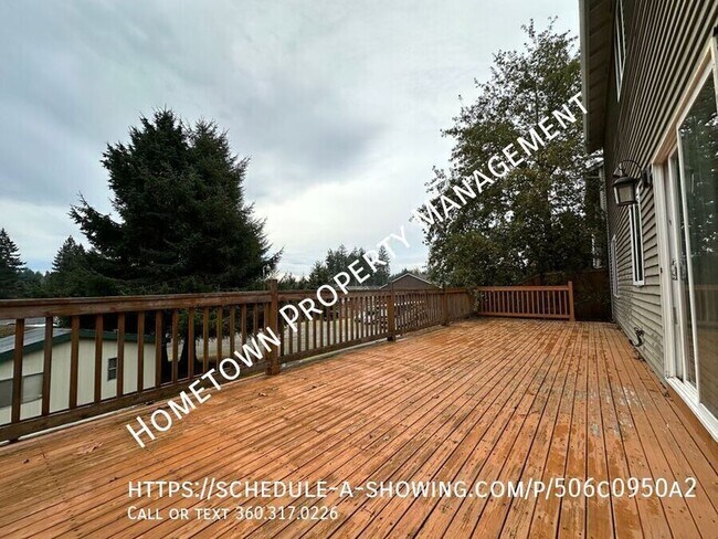 Building Photo - 7205 33rd Ave NE