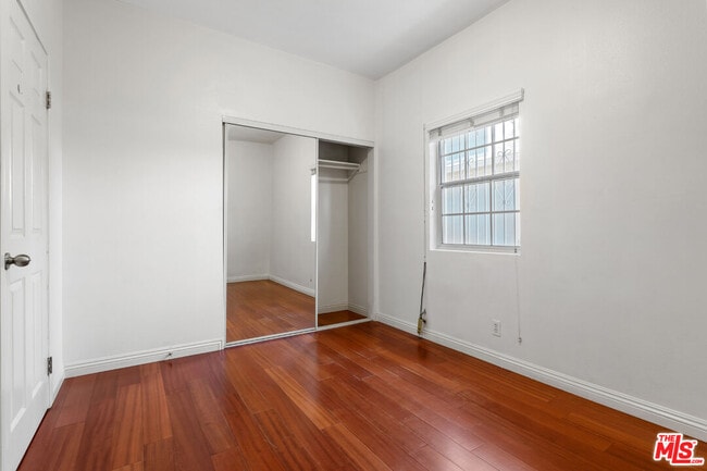 Building Photo - 3421 Walton Ave