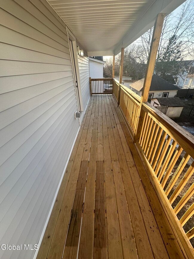 Building Photo - 22 Wilson Ave