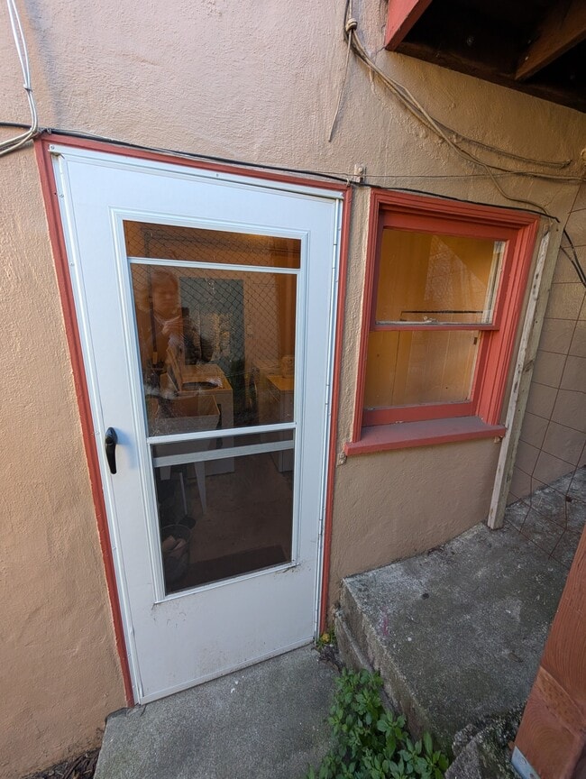 Building Photo - 1257 E 34th St