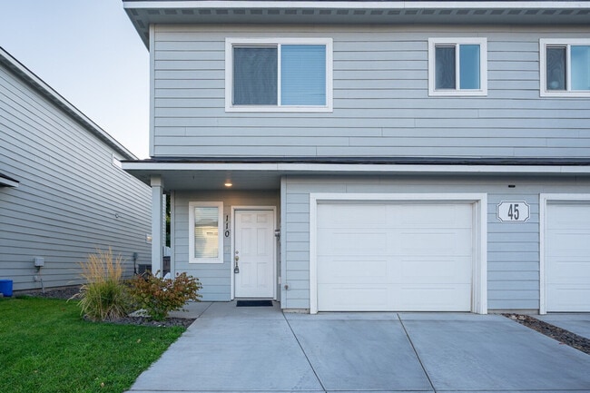 Building Photo - 5 S Kellogg St