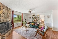 Building Photo - 1720 Moon Ct