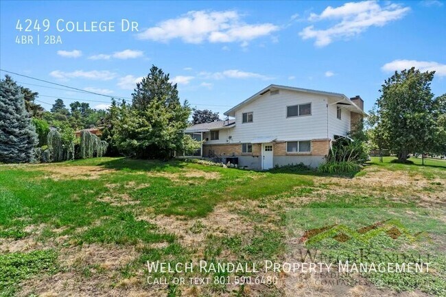 Building Photo - 4249 College Dr
