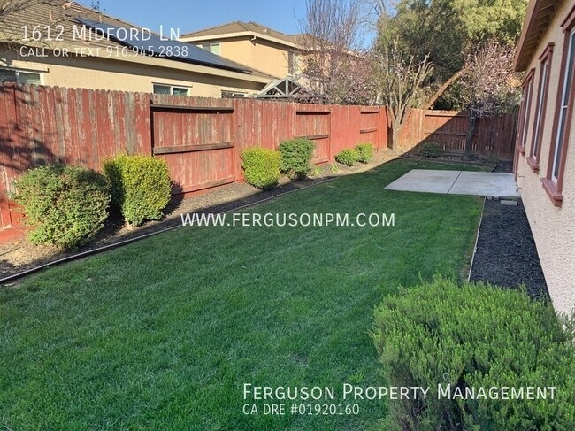 Building Photo - 1612 Midford Ln