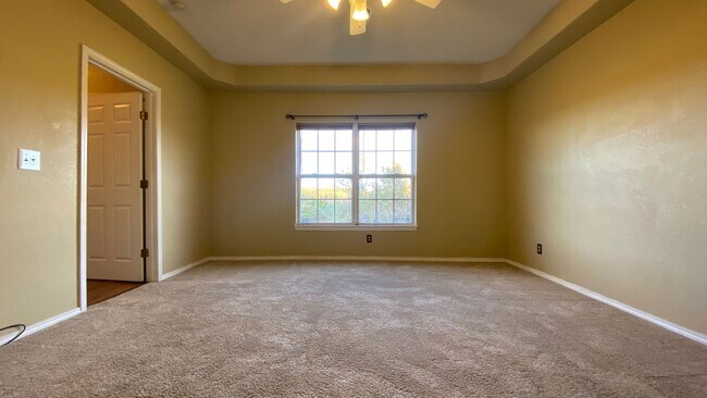 Building Photo - 287 Carmel Valley Way
