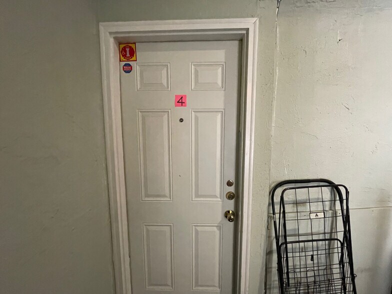 Building Photo - 896 Huntington Ave