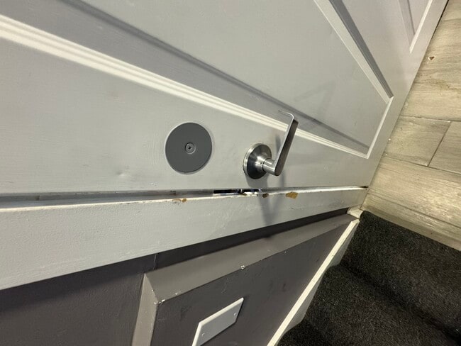 Building Photo - 1414 E 65th Pl