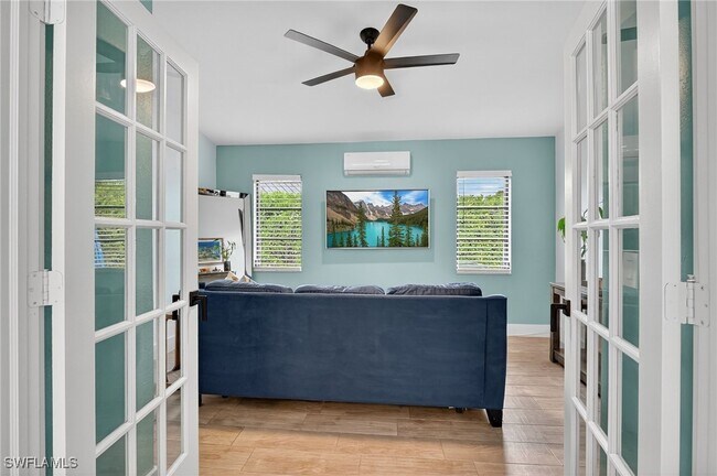 Building Photo - 5270 Berkeley Dr