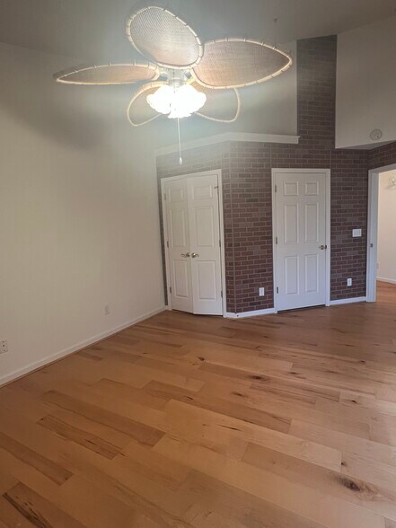 Building Photo - 5003 Bass Chapel Rd
