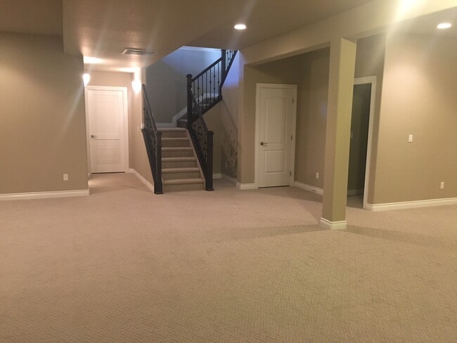 Building Photo - 7183 Jagged Rock Cir