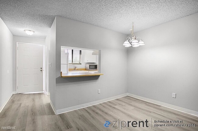 Building Photo - 1 br, 1 bath Condo - 3436 I Street Northea...