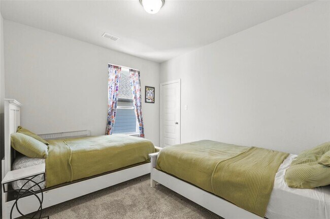 Building Photo - 4139 Chloe Ridge Ln