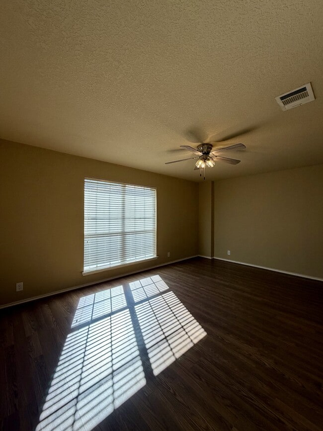 Building Photo - 7027 Fisherman Sky