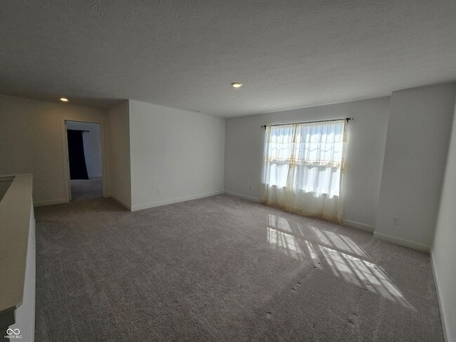 Building Photo - 5128 Summerton St