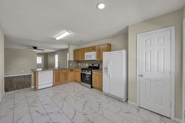 Building Photo - 3626 Garrison Run Dr