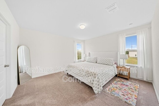 Building Photo - 10643 Military Dr W