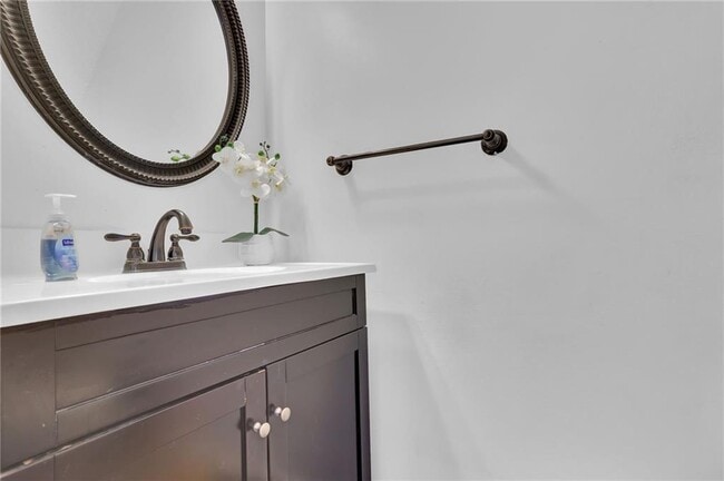 Building Photo - 13300 Morris Rd