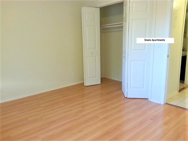 Building Photo - 807 N 45th St