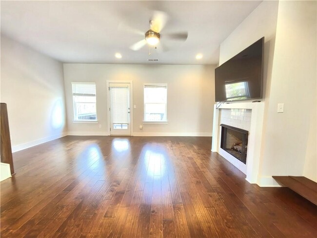 Building Photo - 3797 Oxford Cir