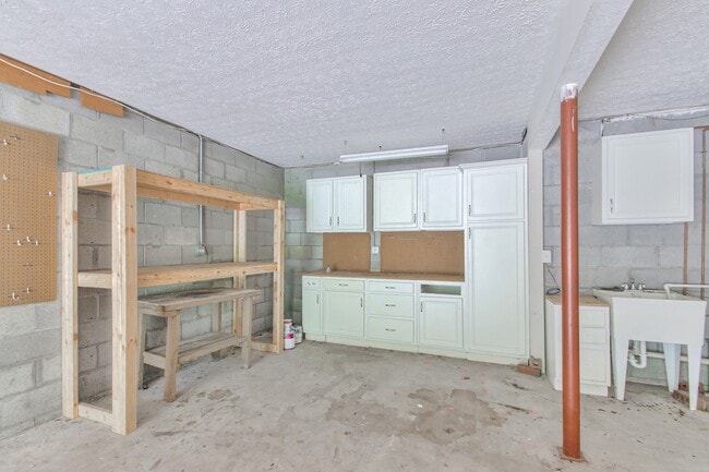 Building Photo - 109 Warren Pl