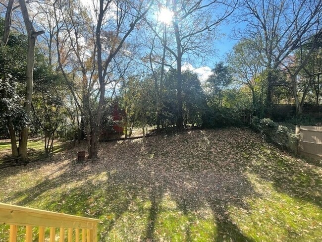 Building Photo - 1500 Starbrook Dr