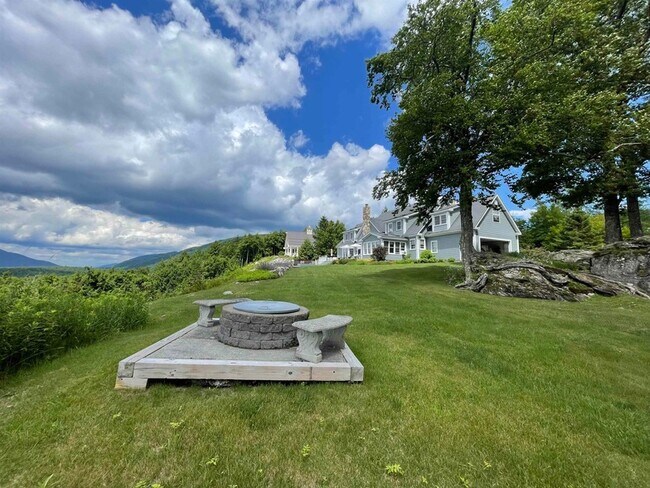 Building Photo - 21 Valley View Rd