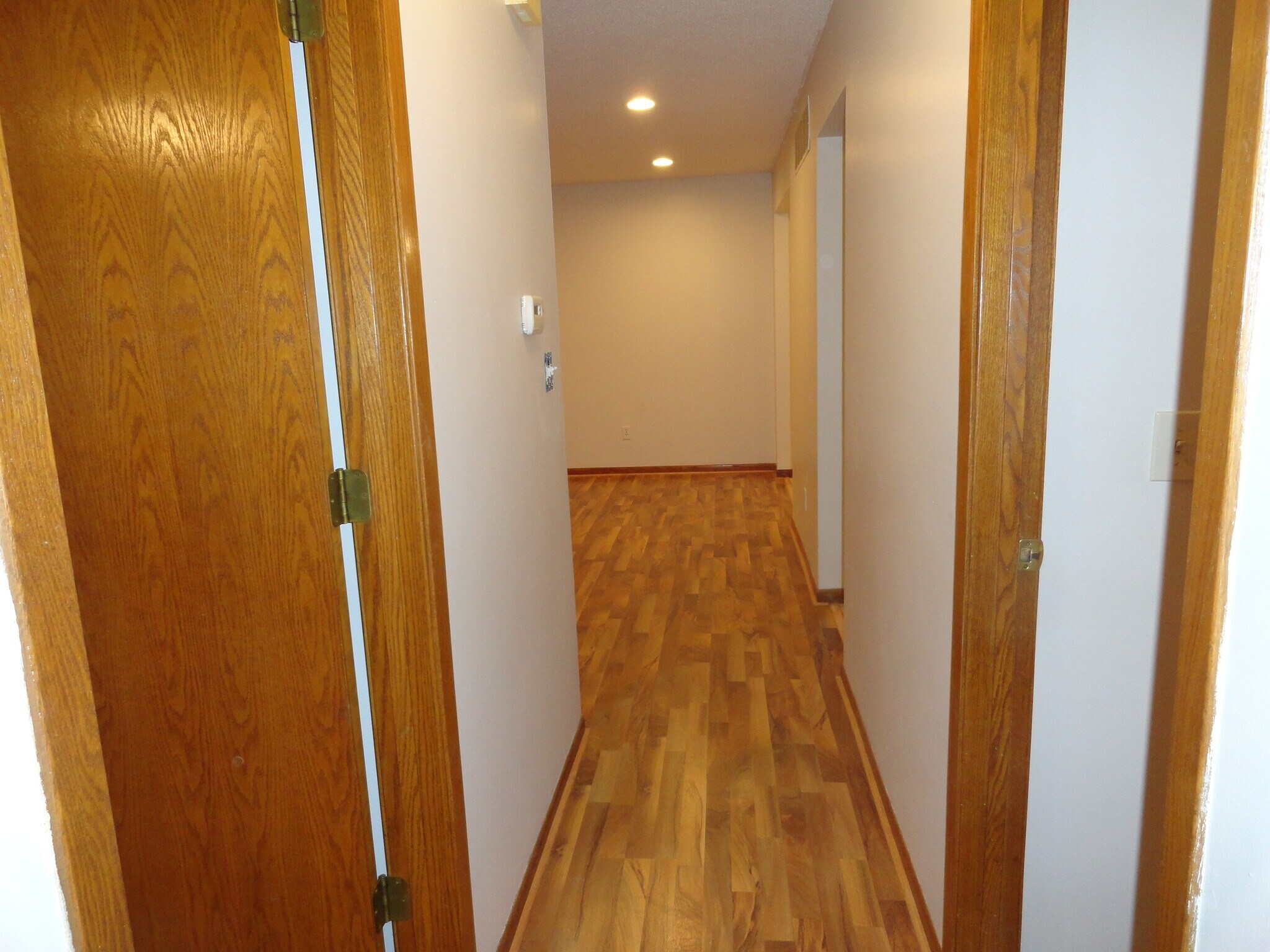 Building Photo - 1852 Evergreen Dr NW