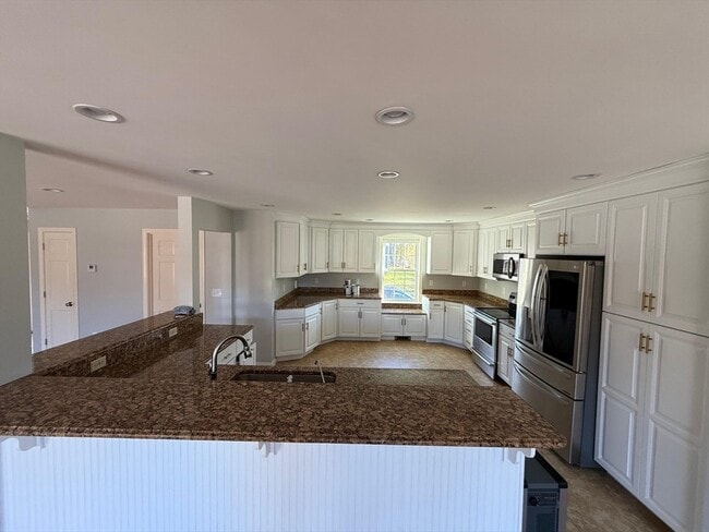 Building Photo - 15 Spencer St