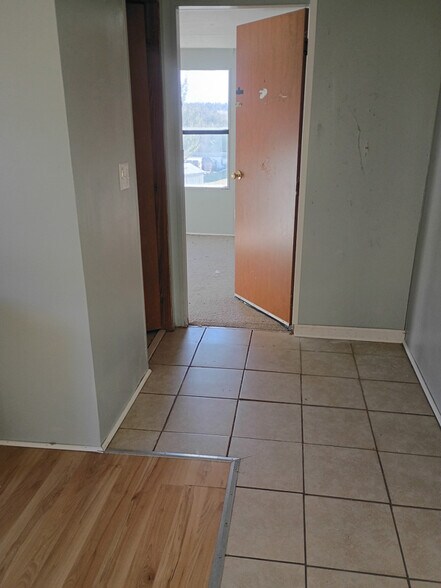 Building Photo - 184 Ramsey Blvd SE