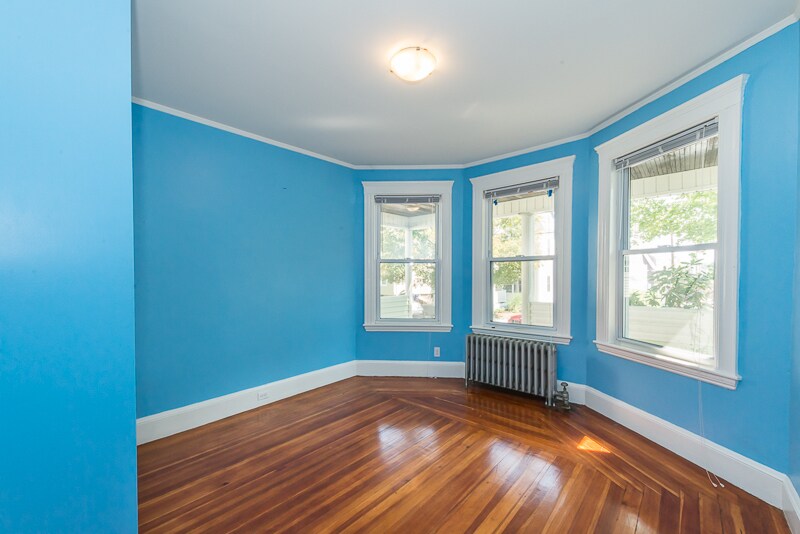 Building Photo - 46 Hobson St