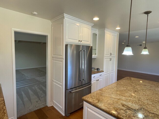 Building Photo - 3246 Medicine Bow Ct