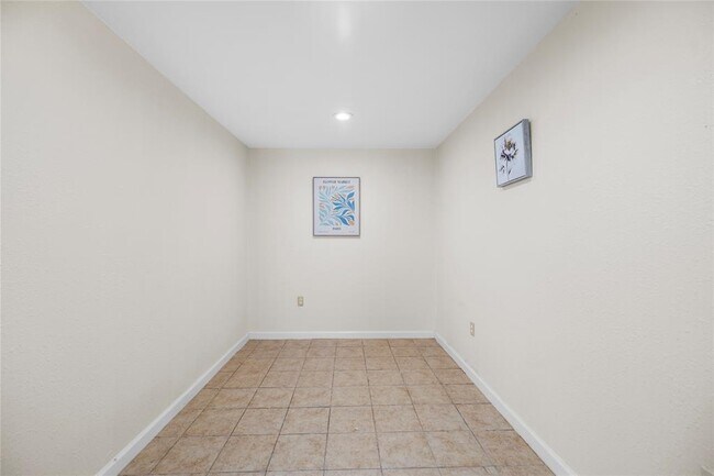 Building Photo - 7711 Valera Ln