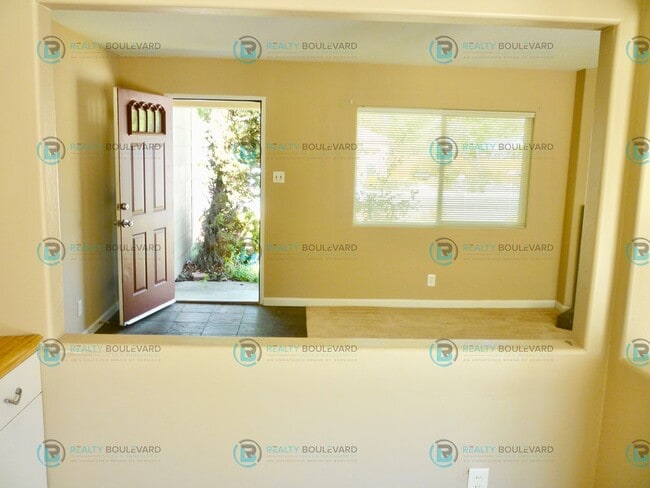 Building Photo - Charming 3-Bedroom Home in Sparks – Cozy C...