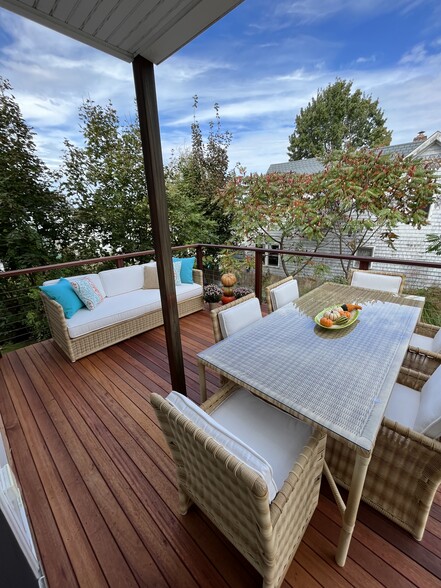 NEW BACK DECK! Brand New SERENA AND LILLY furniture. - 11 Henry St