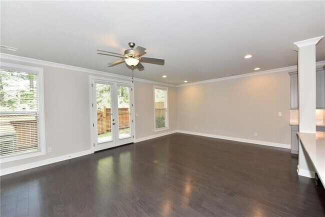 Building Photo - 5240 Cresslyn Rdg