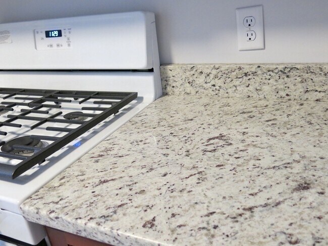 Building Photo - 218 Whitman Ave