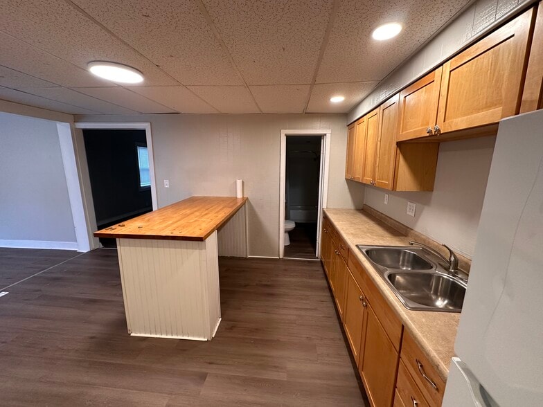 Building Photo - 2164 Jackson St