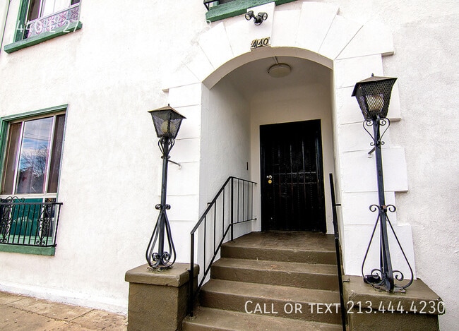 Building Photo - 440 E 27th St