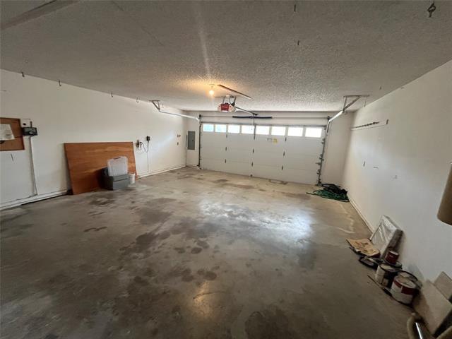 Building Photo - 1712 Hampton Ct