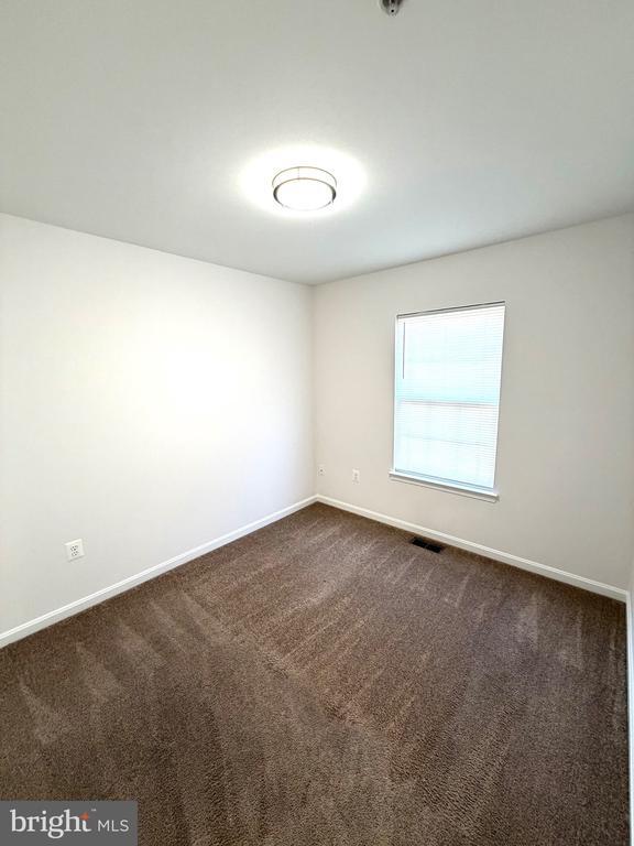 Building Photo - 107 Burck St