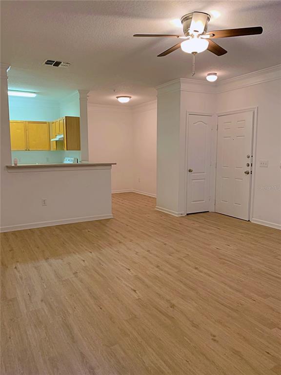 Building Photo - 8848 Villa View Cir