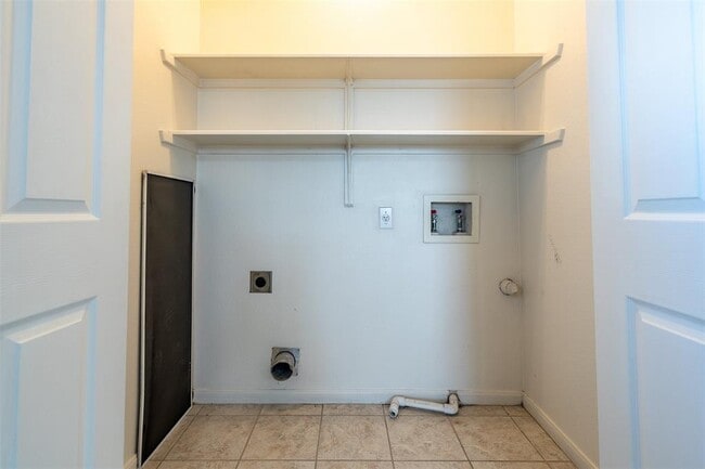 Building Photo - 311 Rawhide Loop