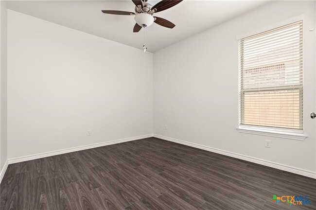 Building Photo - 5119 Rose Petal Ct