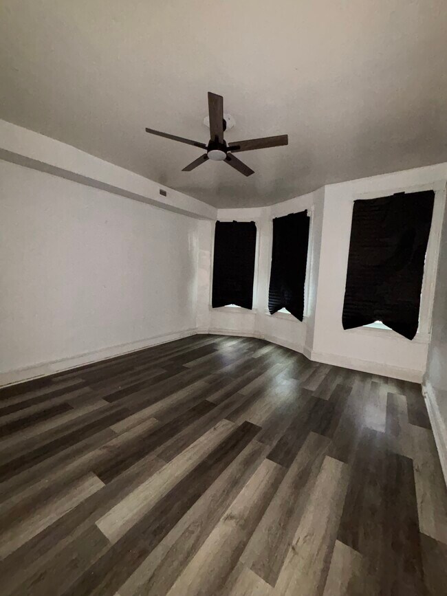 Building Photo - 292X Parkwood Ave