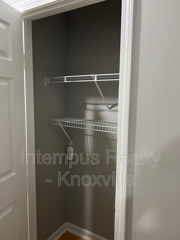 Building Photo - 7361 Carowinds Ln